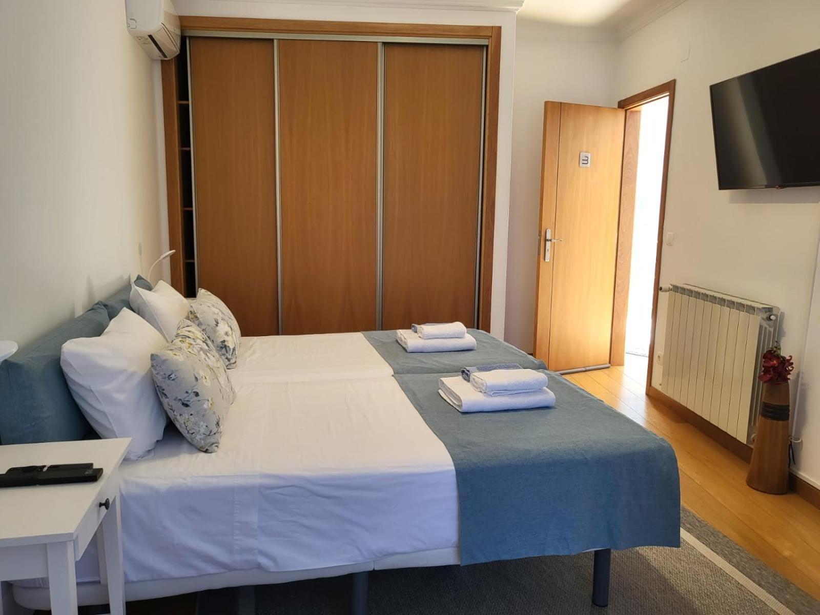 Blue Bird House - Bbh Hotell Figueira da Foz Eksteriør bilde